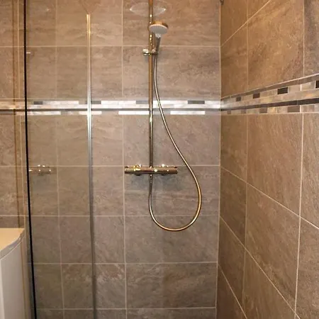 Le Pre Apartment *